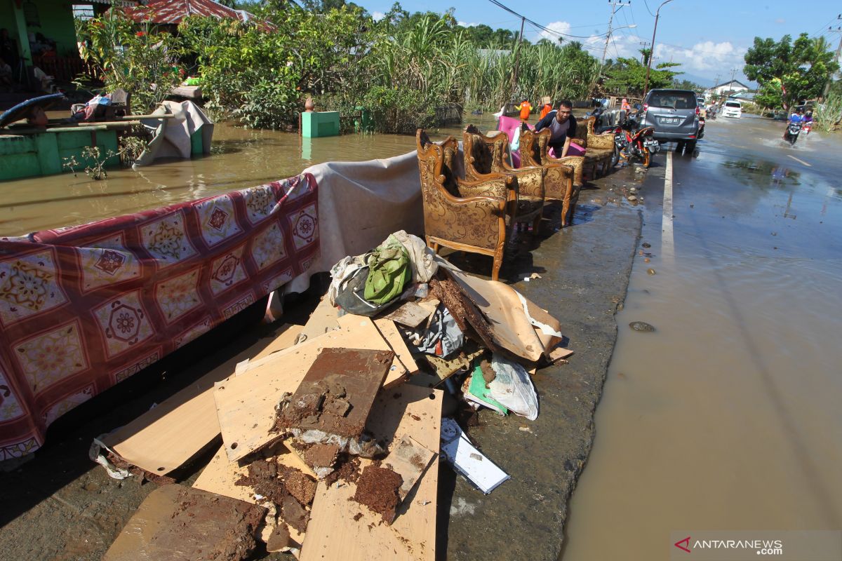 Beberapa desa terdampak banjir dan longsor di Bengkulu masih terisolir