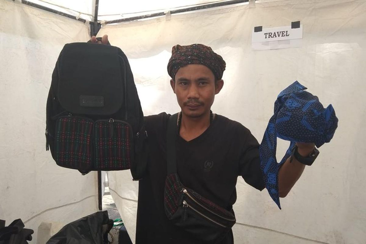 Tas dan lomar Badui diminati pasar