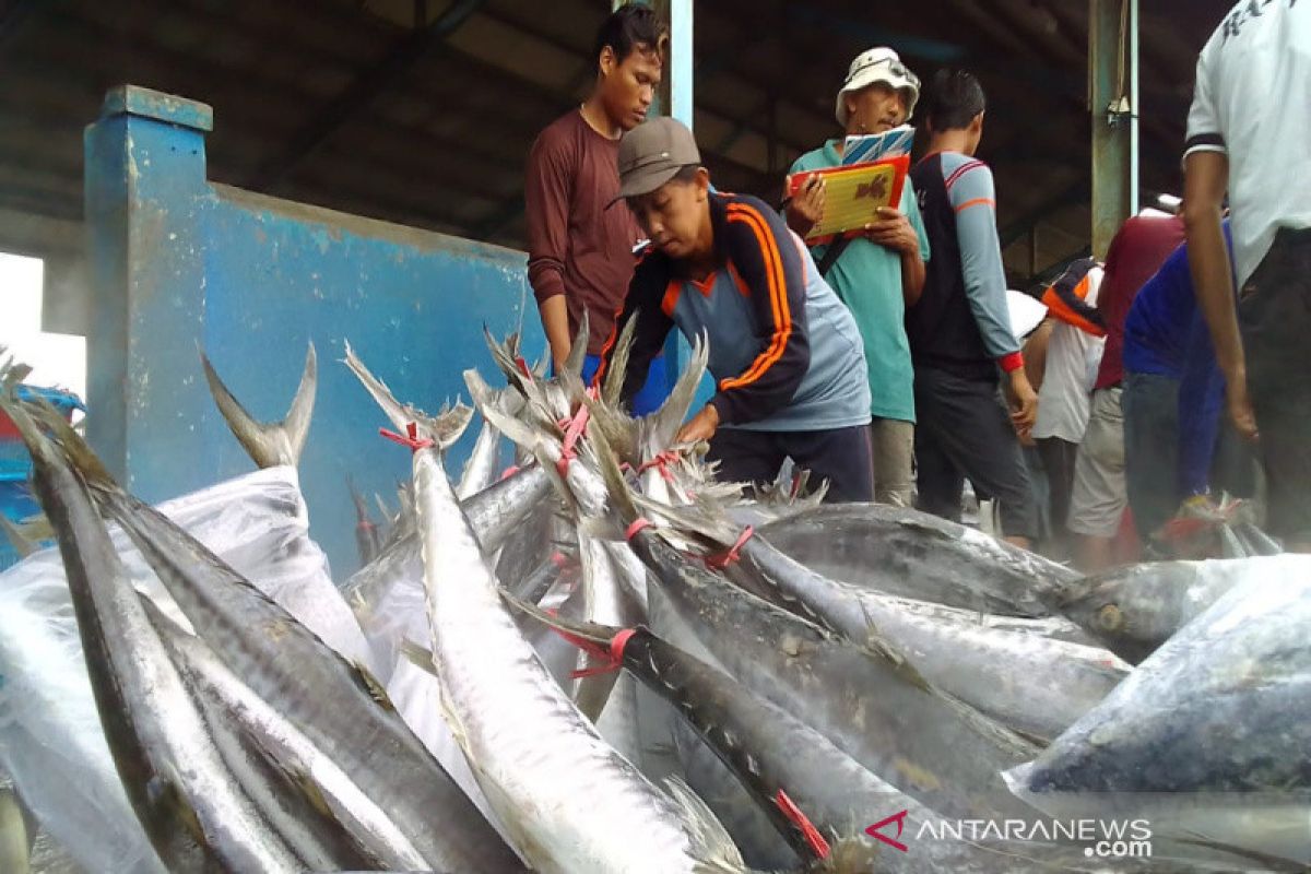 Pemkab Kudus berkomitmen tingkatkan konsumsi ikan