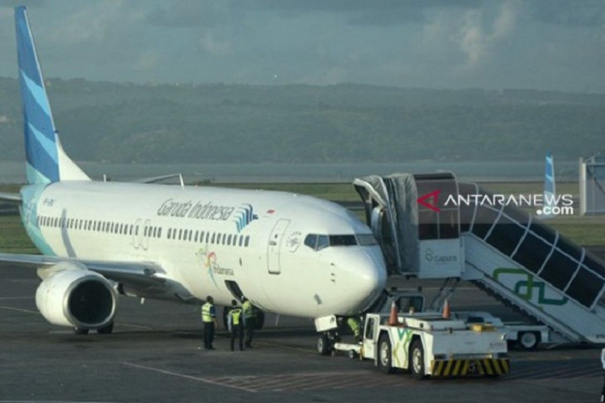 Garuda mendarat darurat setelah seorang penumpang alami sesak nafas
