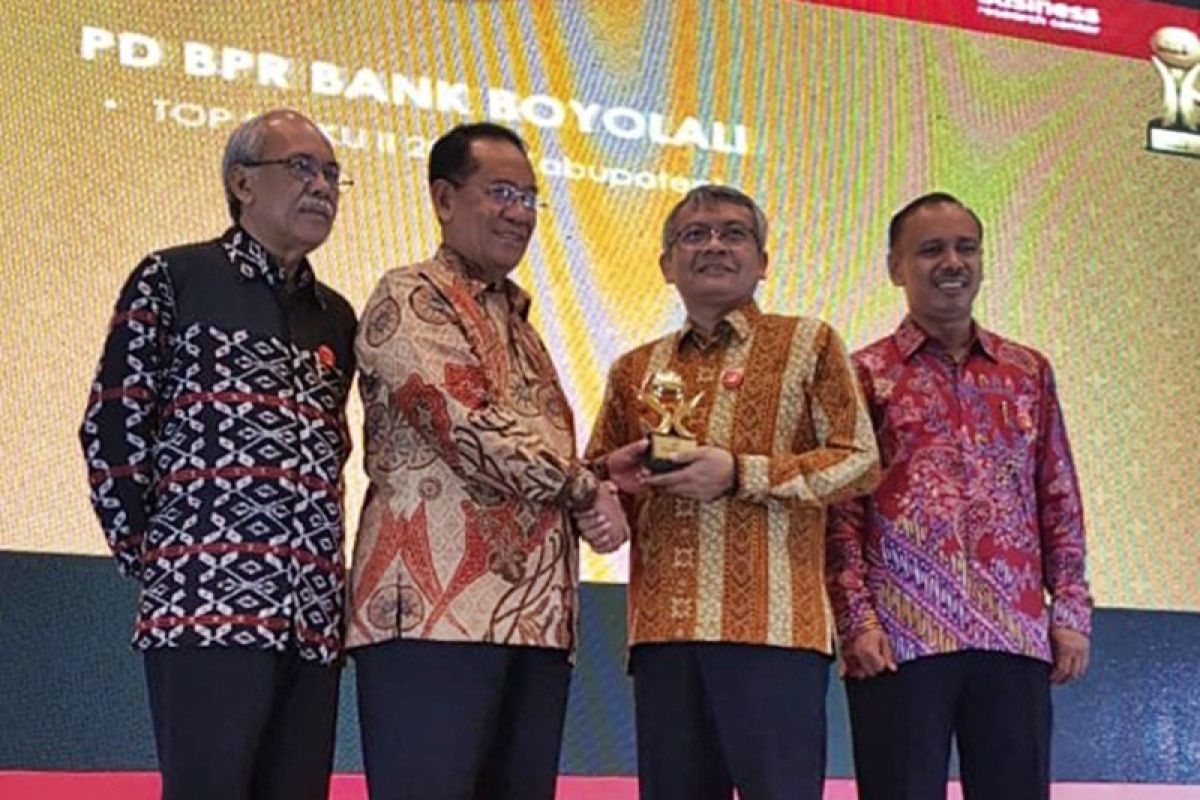 Bank Boyolali sabet penghargaan Top BUMD