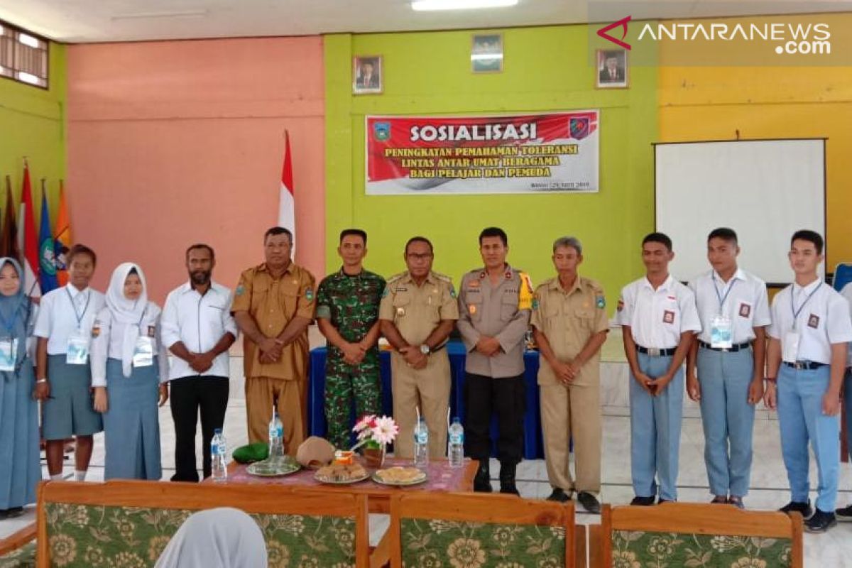 Pelajar di Teluk Wondama dibekali cara bertoleransi