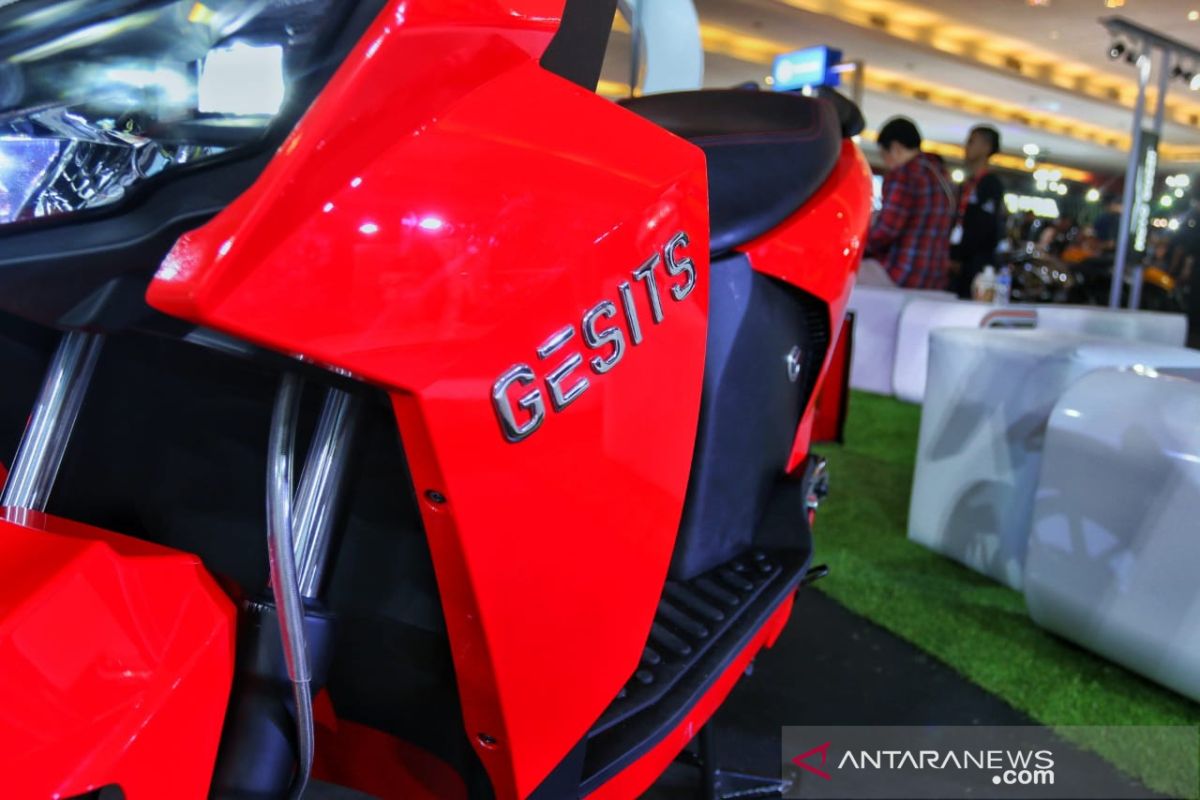 Sepeda motor Gesits seperti apa, sih? Ini ulasannya