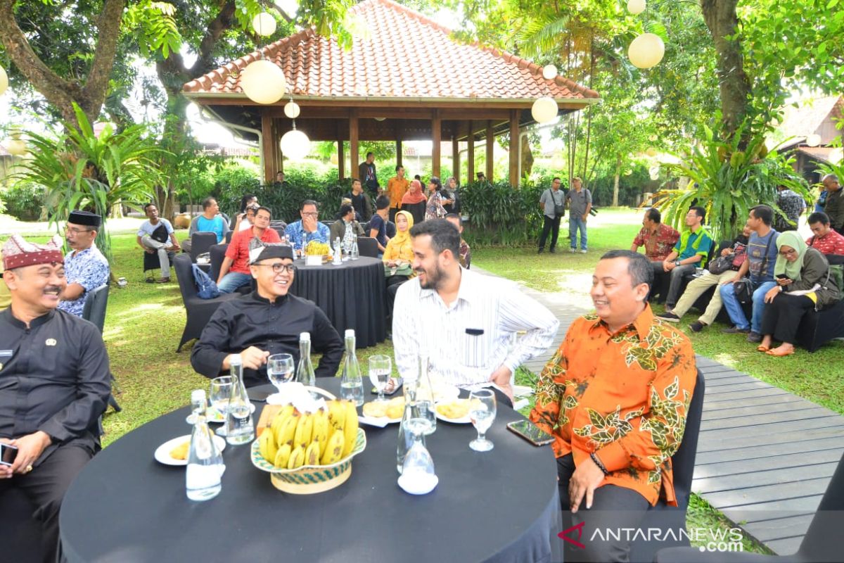 Wali Kota Probolinggo belajar pengembangan pariwisata ke Banyuwangi