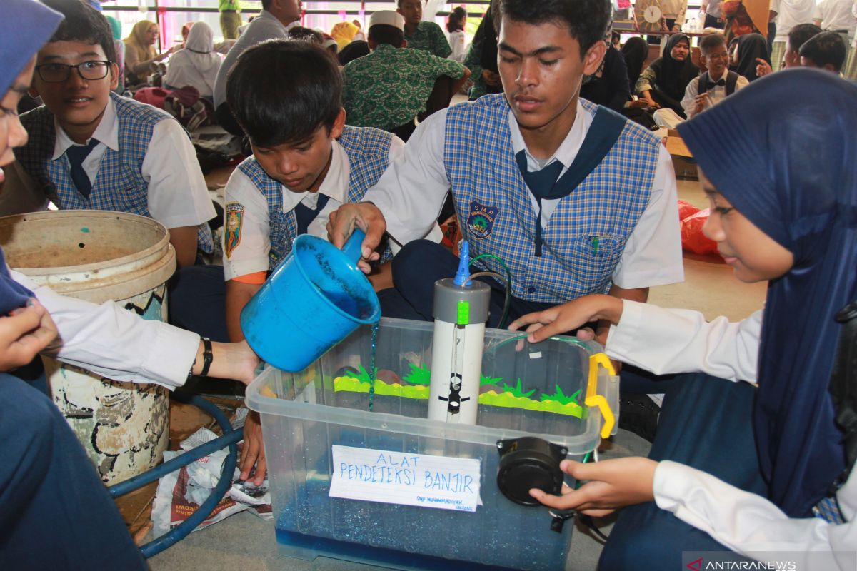 IGI:  Program zonasi  bentuk pemerataan hak pendidikan