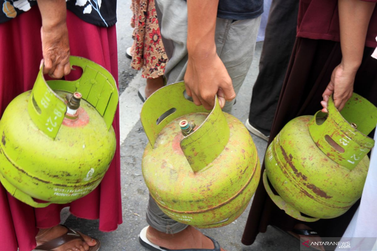 Warga Palangka Raya keluhkan harga gas subsidi 'melambung' jelang Ramadhan