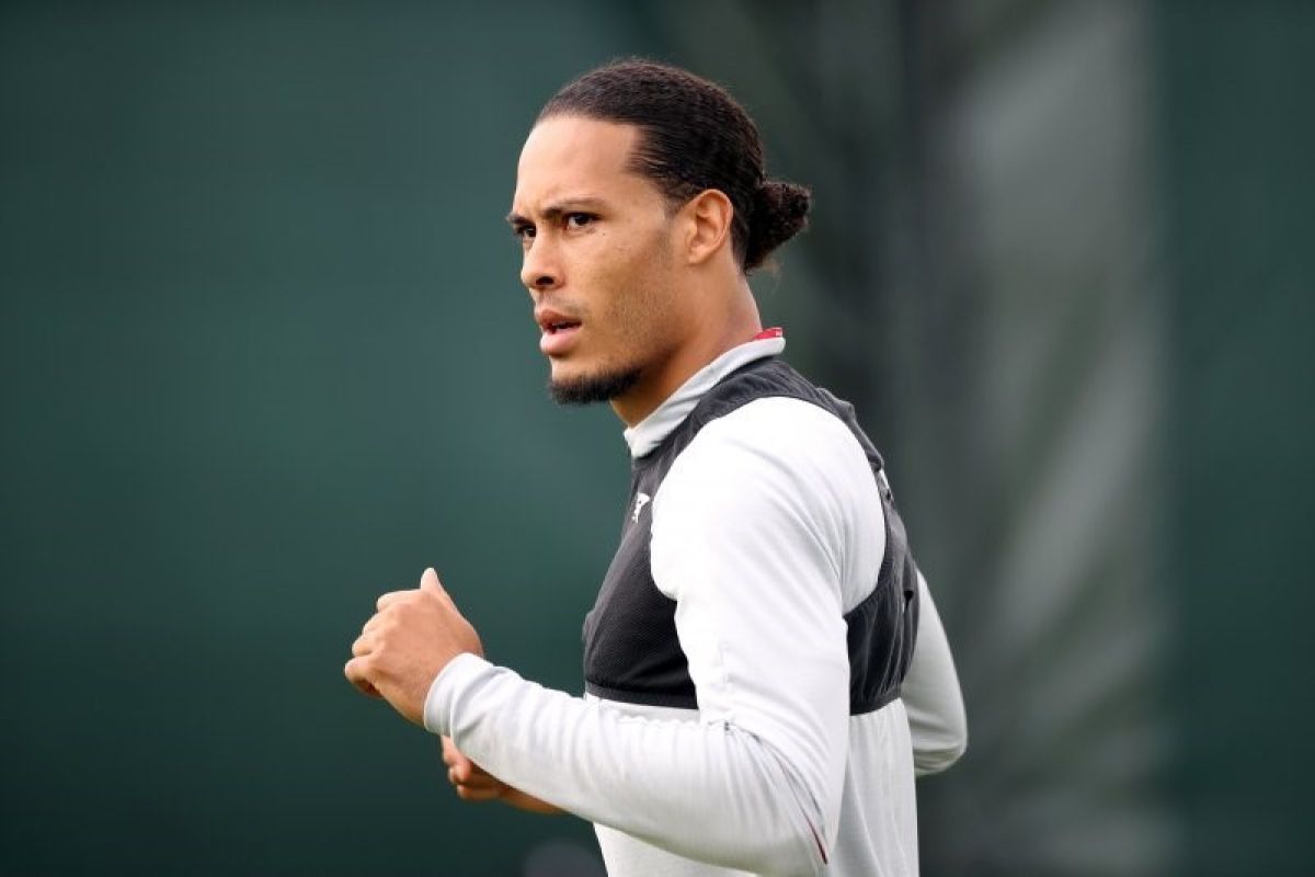 Virgil van Dijk ambisi raih Ballon d'Or