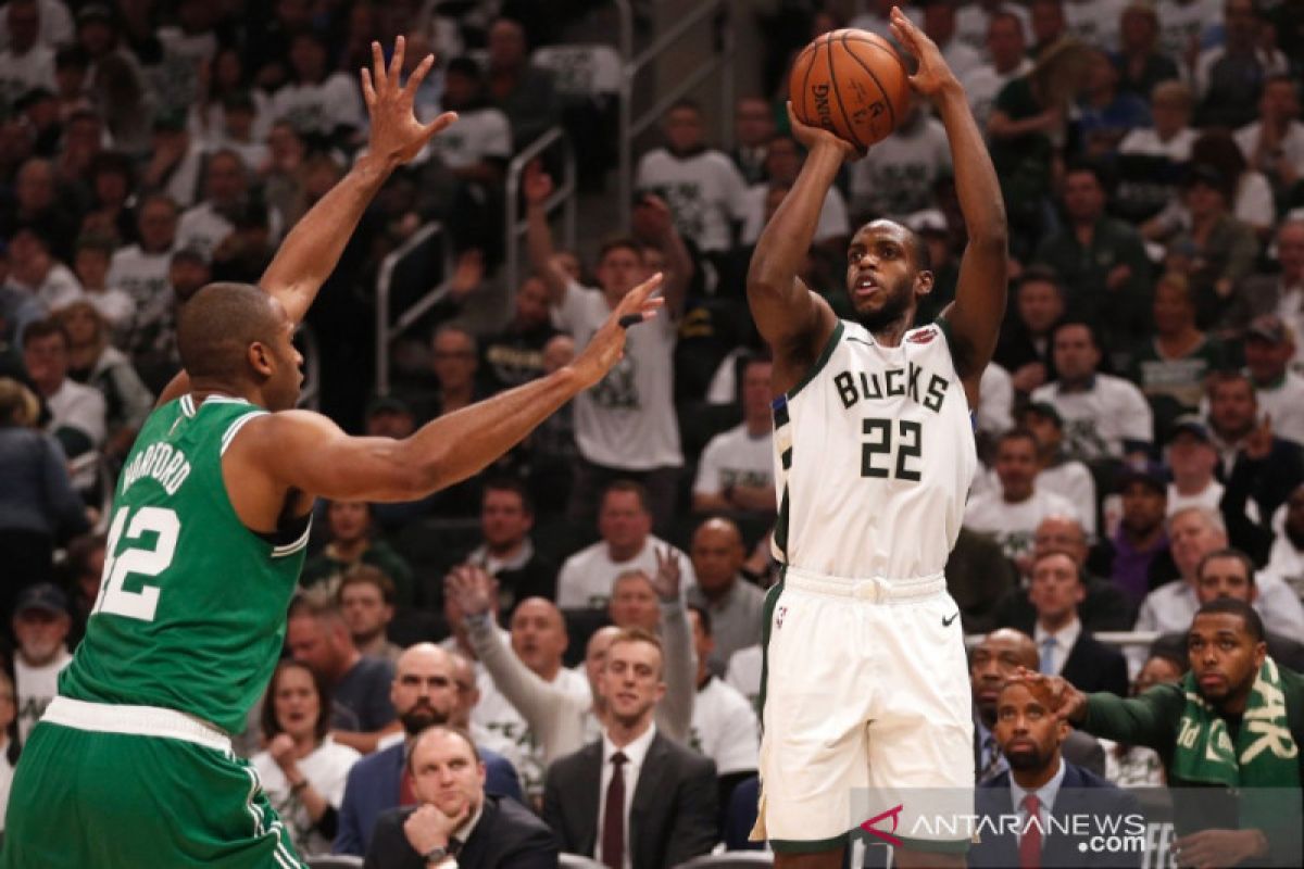 Menangi gim kedua, Bucks imbangi Celtics 1-1