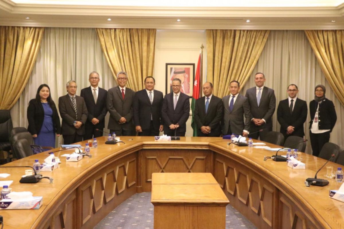 Indonesia, Jordan initiate humanitarian dialog