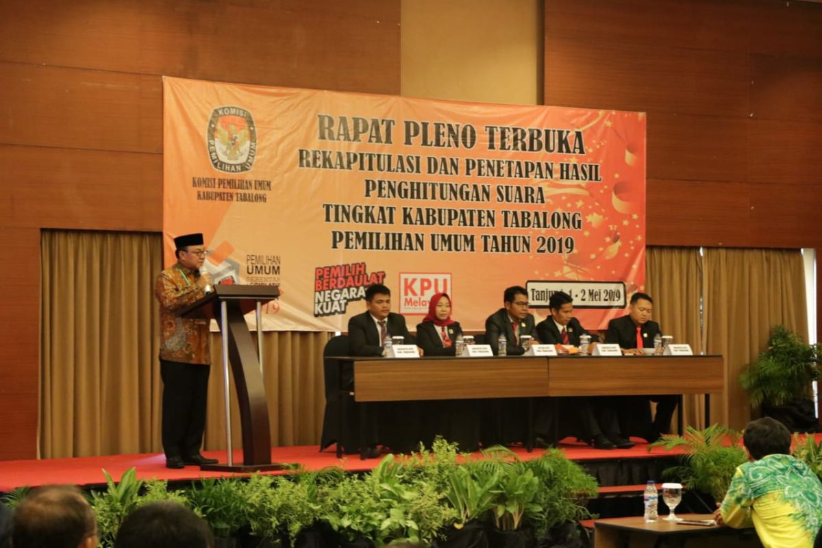 KPU  laksanakan rapat pleno perhitungan suara Pemilu