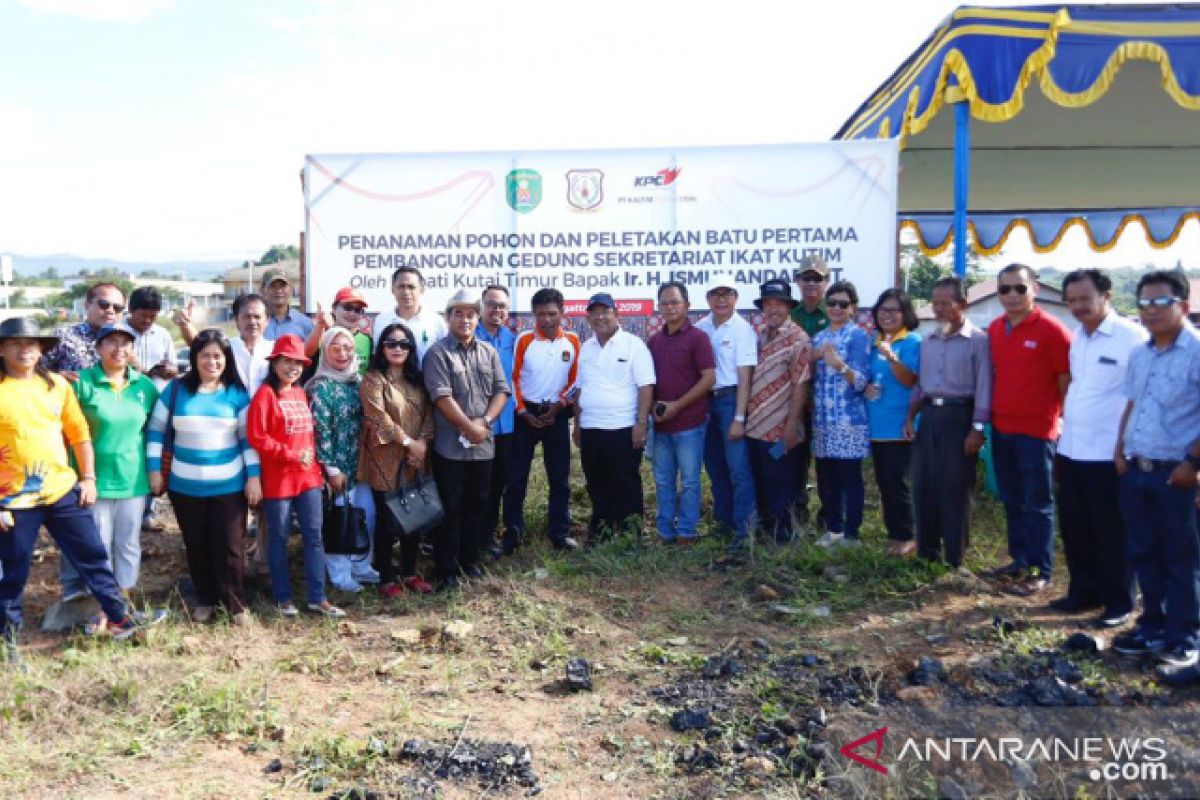 Pembangunan Rumah Adat Toraja, ikon Wisata Kutim