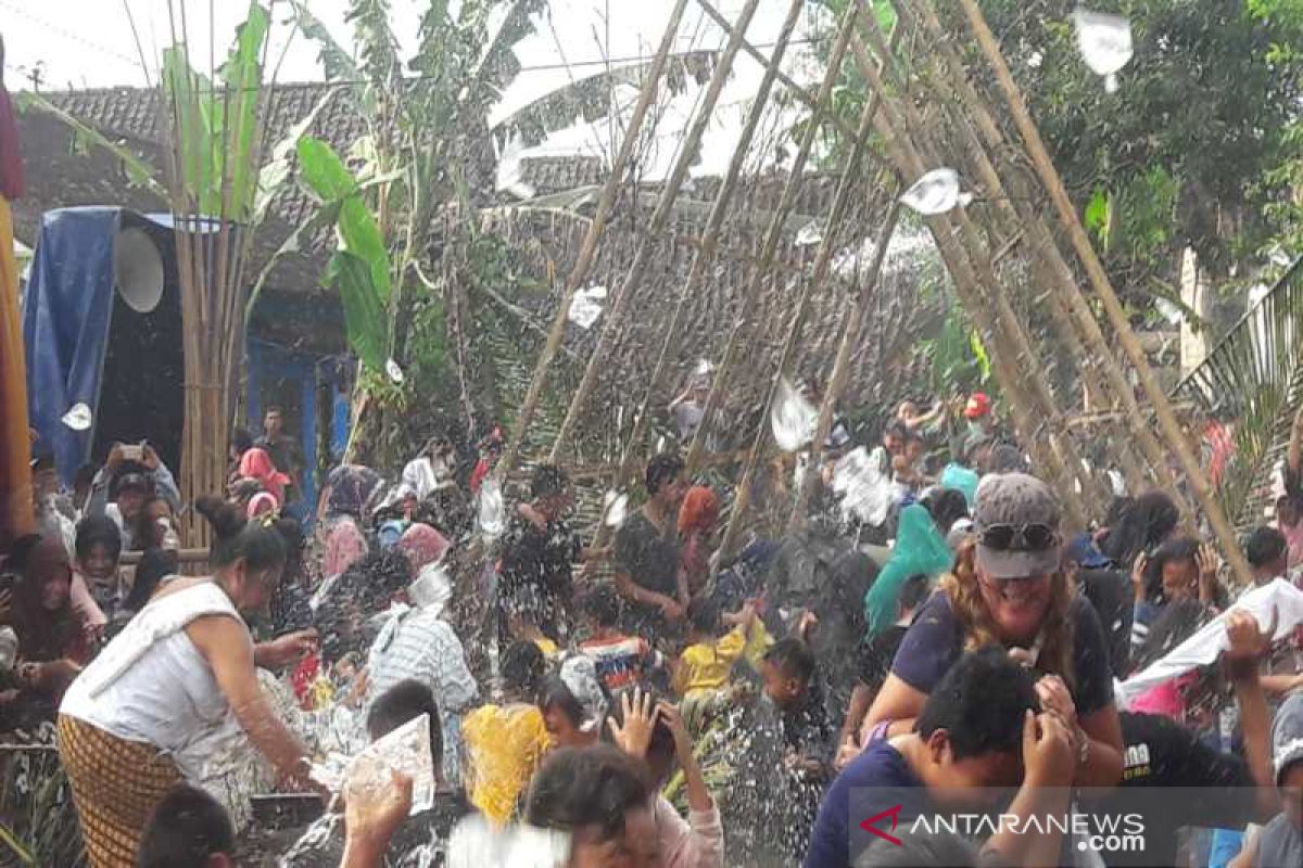 Masyarakat Magelang gelar "Bajong Banyu" sambut Ramadhan