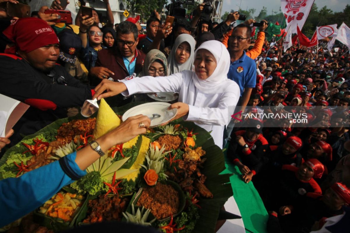 Khofifah berikan kuota 5 persen anak buruh masuk SMA/SMK negeri