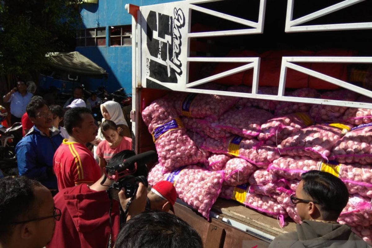 Kementan operasi pasar bawang putih di lima titik Jakarta