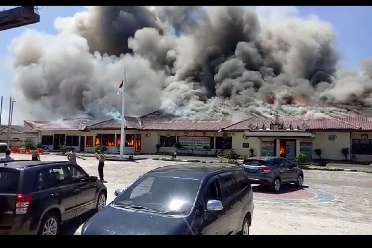Polisi uraikan kronologis kebakaran Mapolres Lampung Selatan