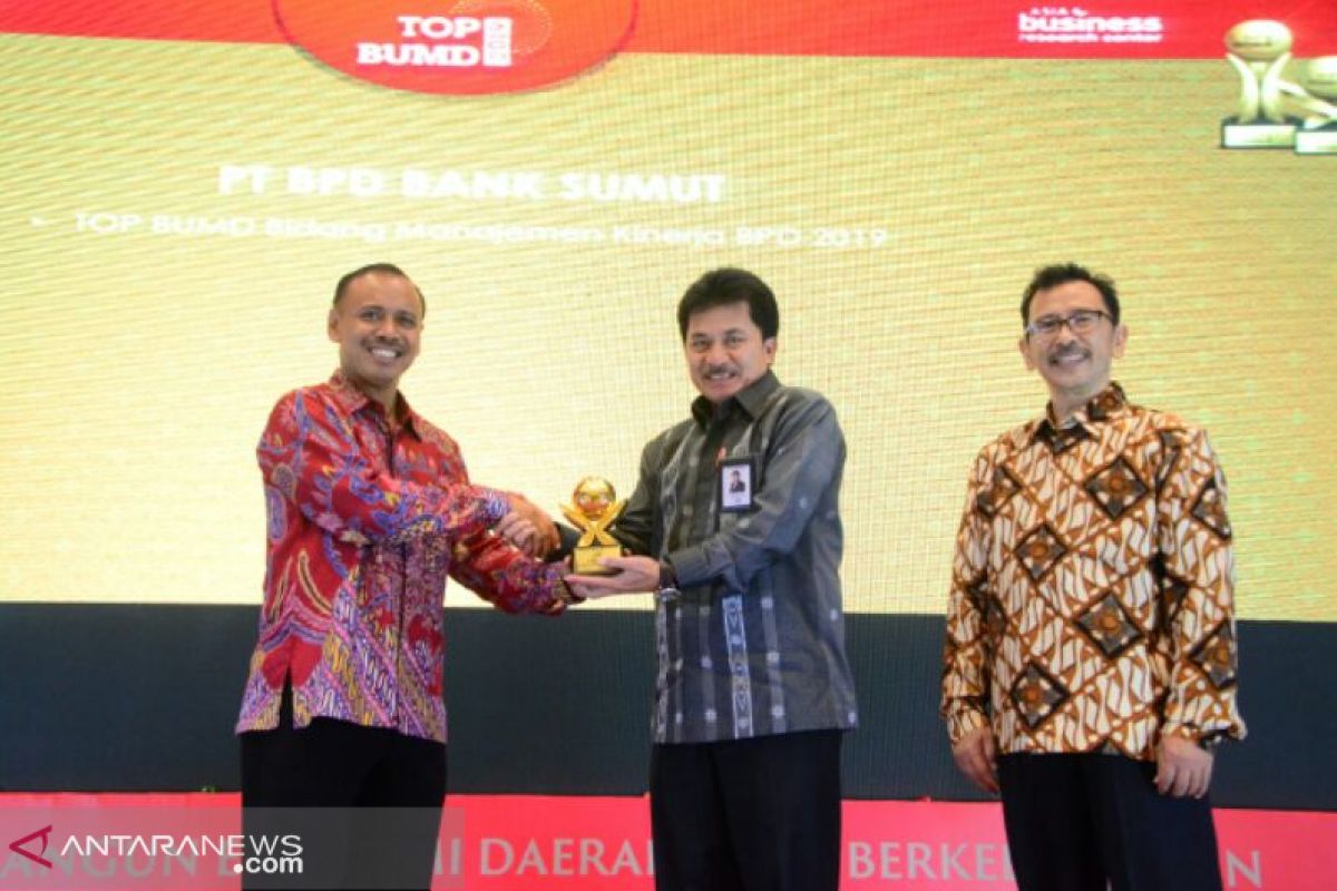 Bank Sumut Raih TOP BUMD Bidang Manajemen Kinerja 2019
