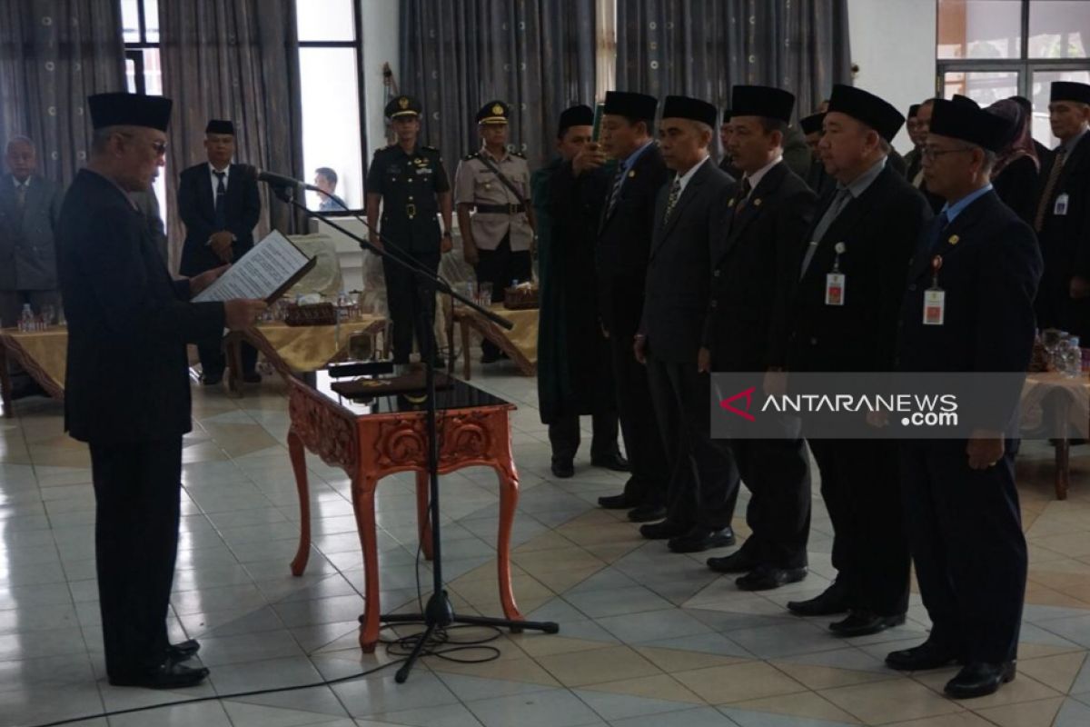 Lagi, Bupati HST lantik Lima pejabat tinggi pratama