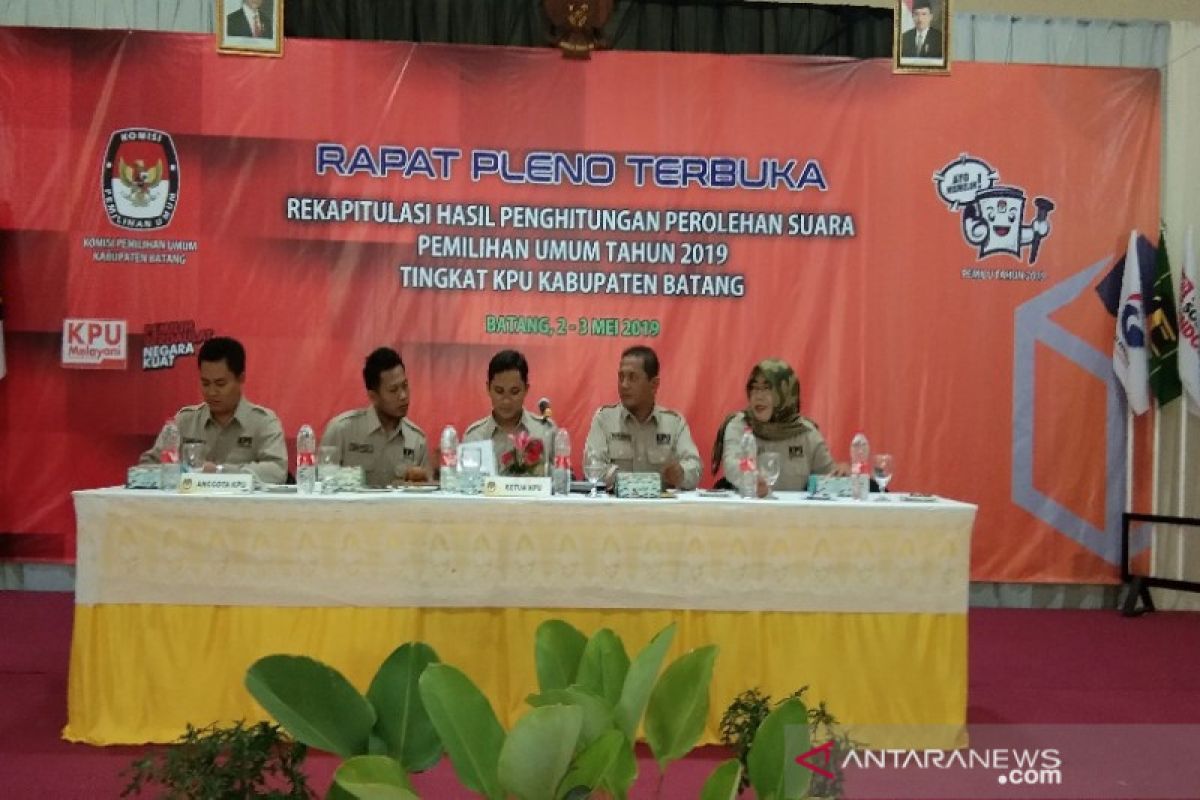 KPU Batang mulai merekapitulasi penghitungan suara pemilu
