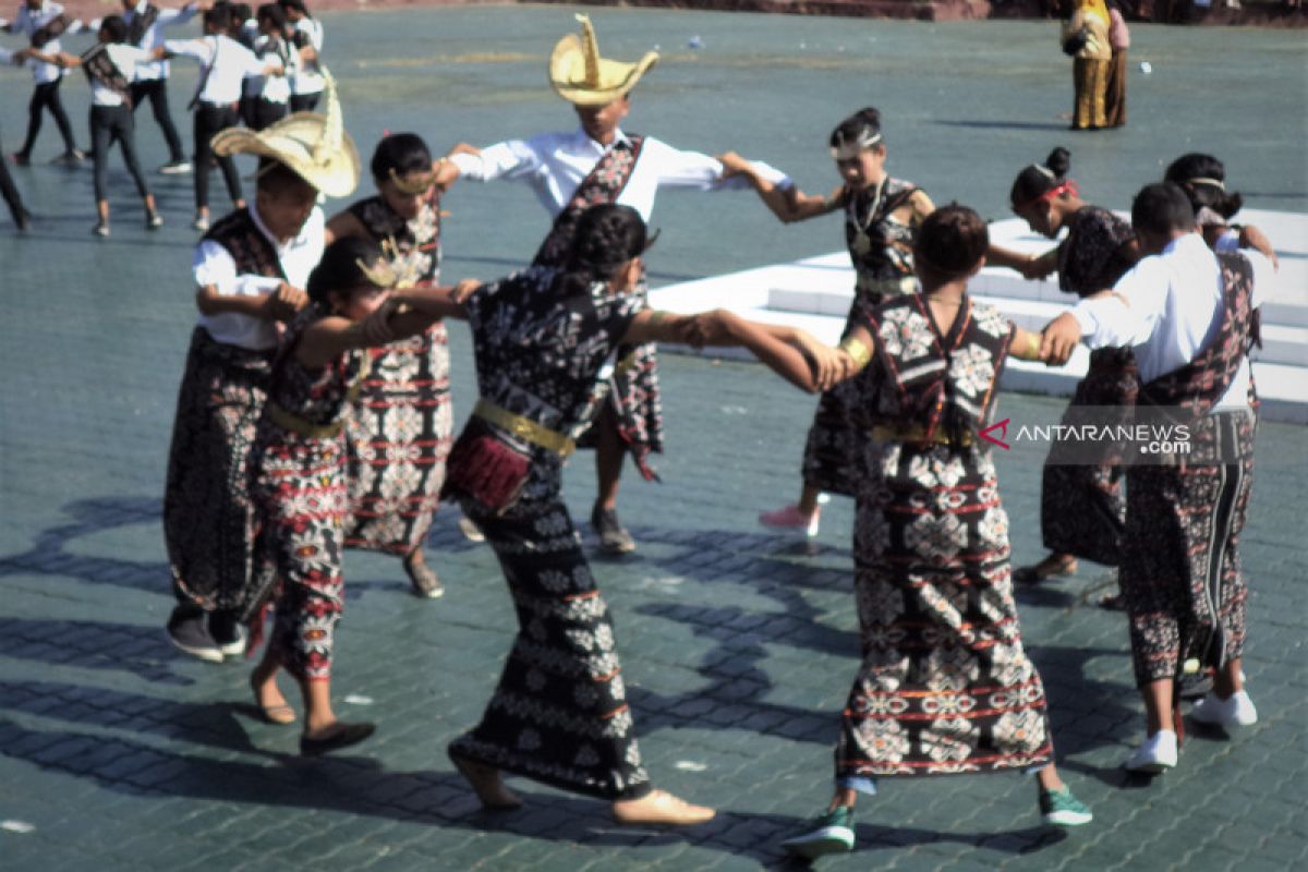 Mendorong peningkatan kompetensi guru di Kota Kupang