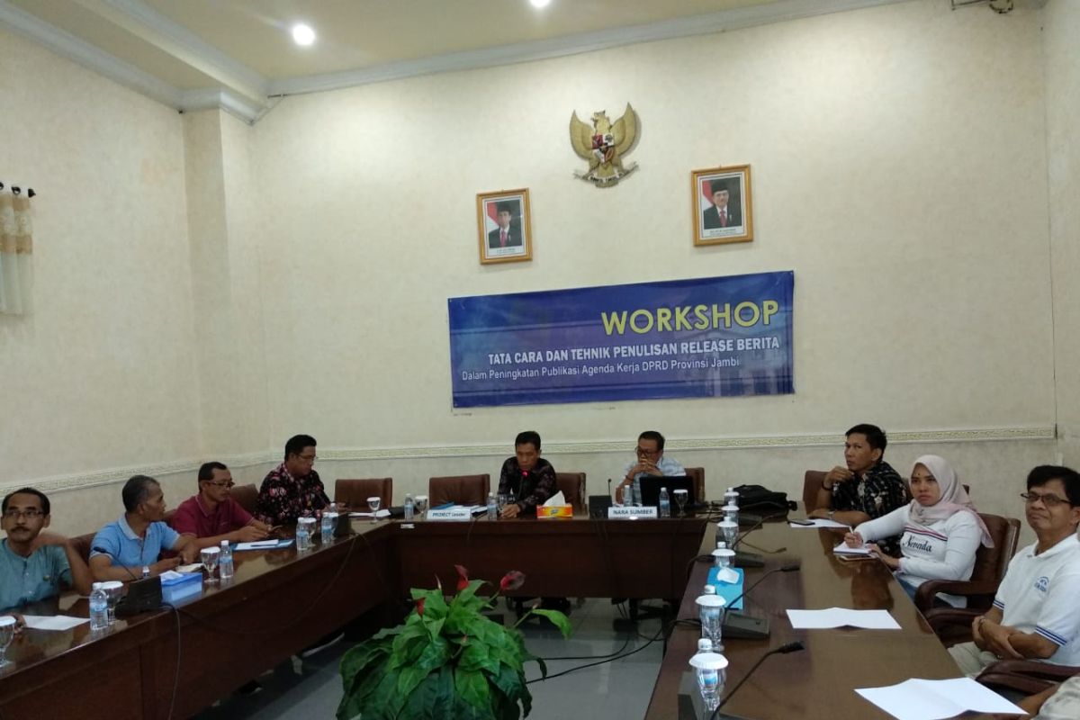 Humas DPRD gelar workshop teknik penulisan rilis berita