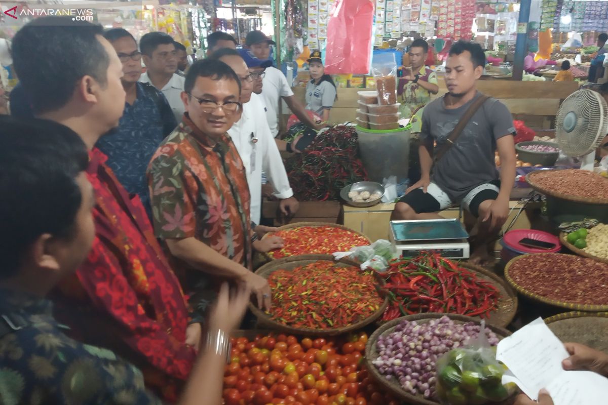 Kemendag menggelar sidak bahan pokok di Manokwari