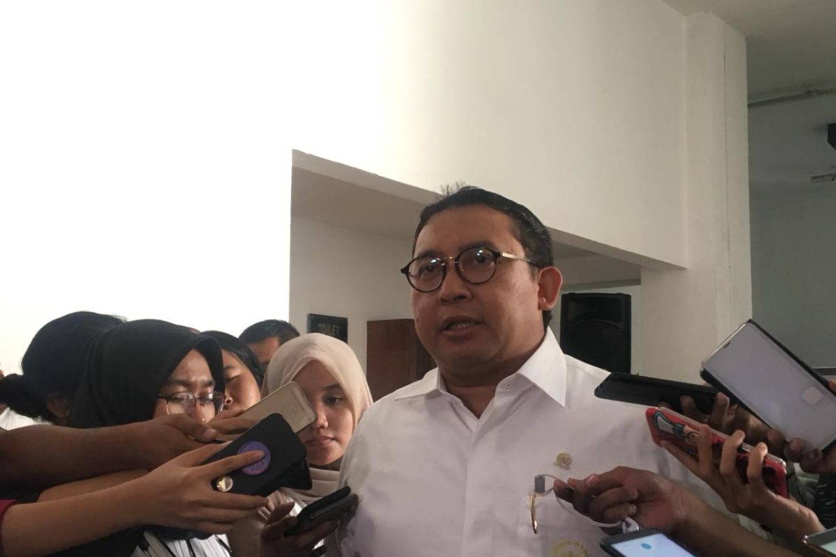 Fadli Zon pantau langsung Situng KPU