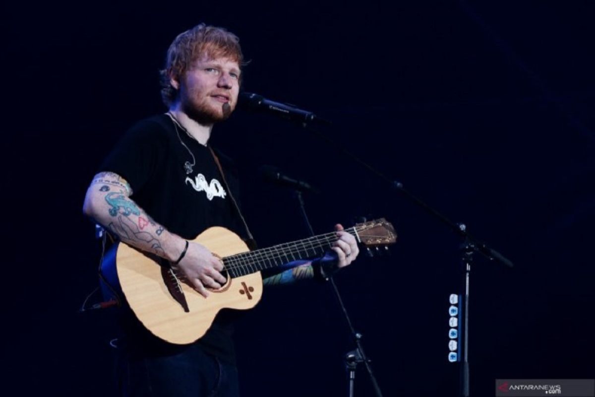 Ed Sheeran selebritas Inggris terkaya di bawah usia 30 tahun