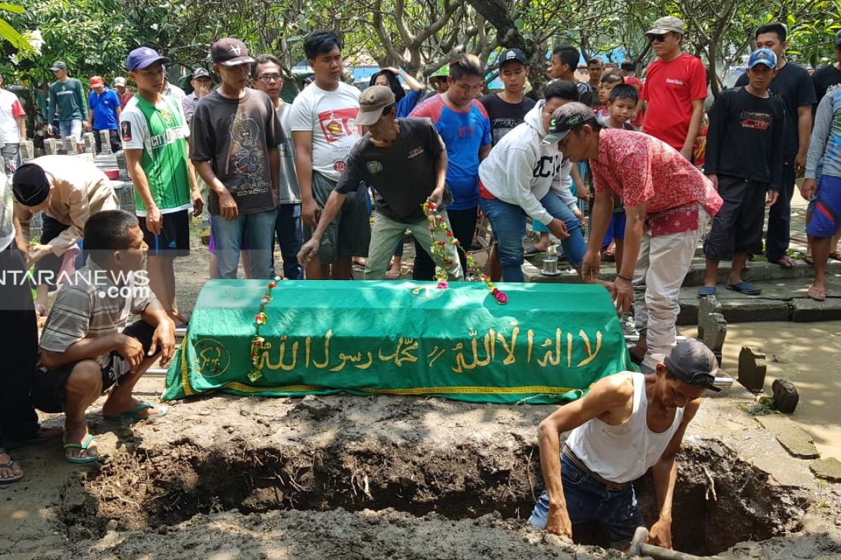 Petugas KPPS di TPS 02 Tambaksari Surabaya meninggal