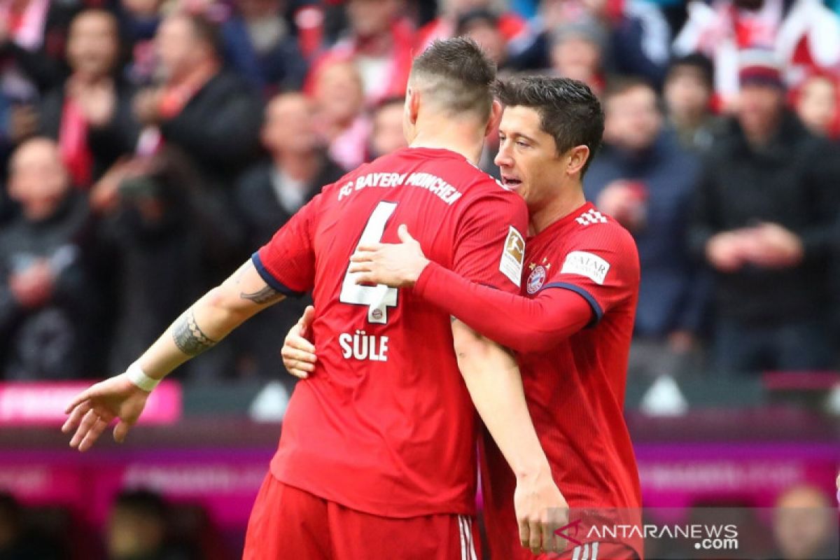 Muenchen mantapkan posisi di puncak klasemen