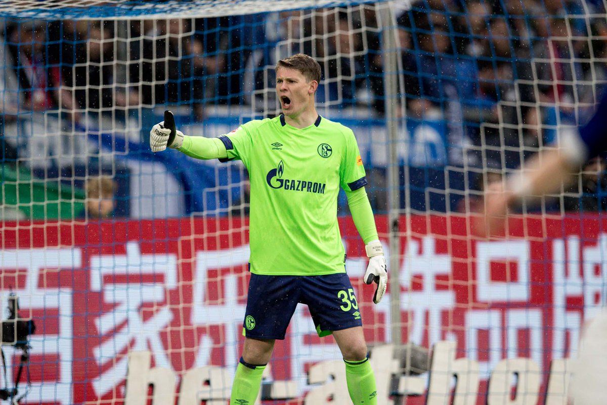 Schalke selamat dari degradasi usai ditahan Augsburg
