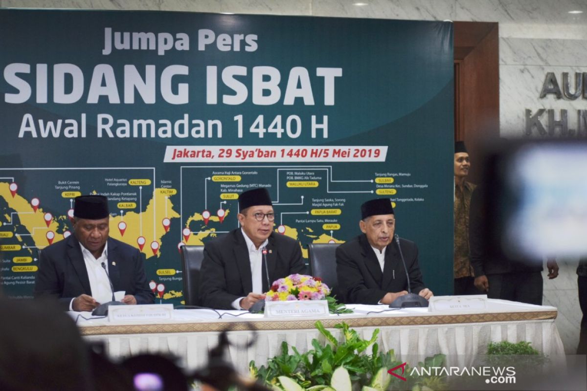 Menag: Hilal terlihat sedikitnya oleh sembilan perukyat