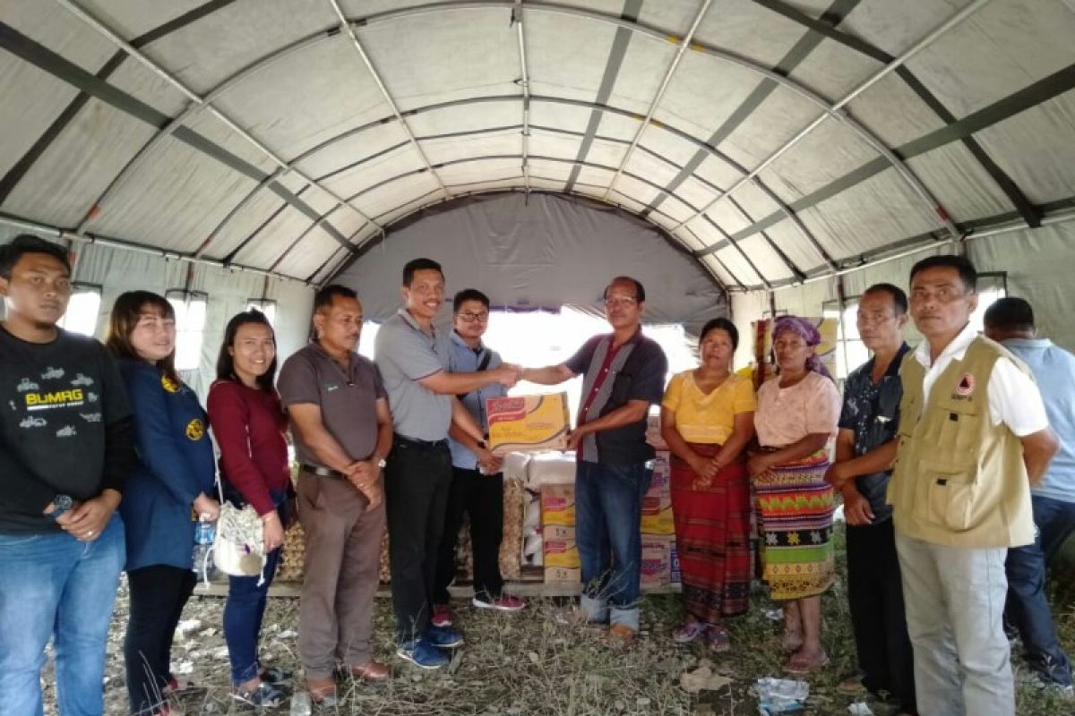 PT TPL salurkan bantuan korban longsor di Samosir