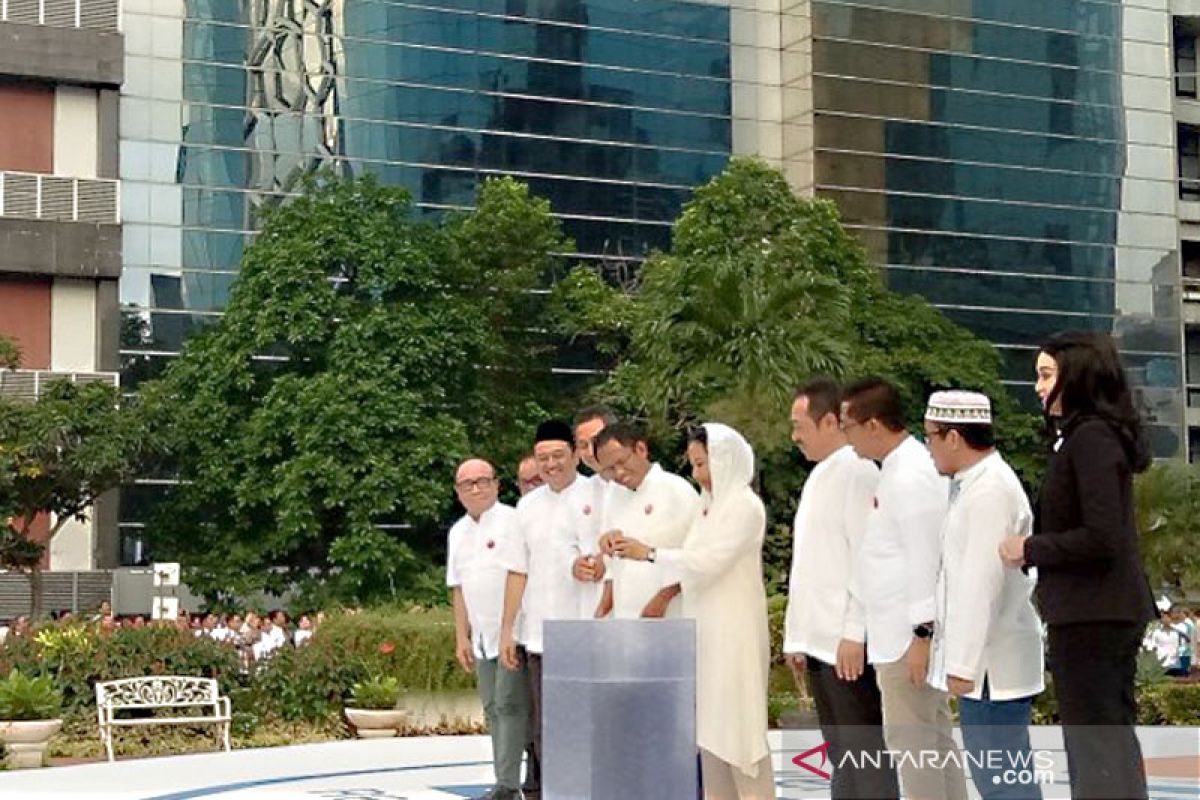 Rini Soemarno resmikan "groundbreaking" BUMN Center