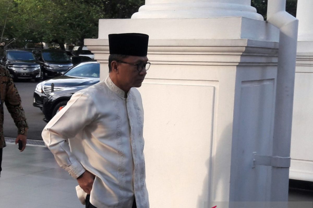 Fahri Hamzah dan Zulkifli Hasan ikut buka puasa bareng Jokowi