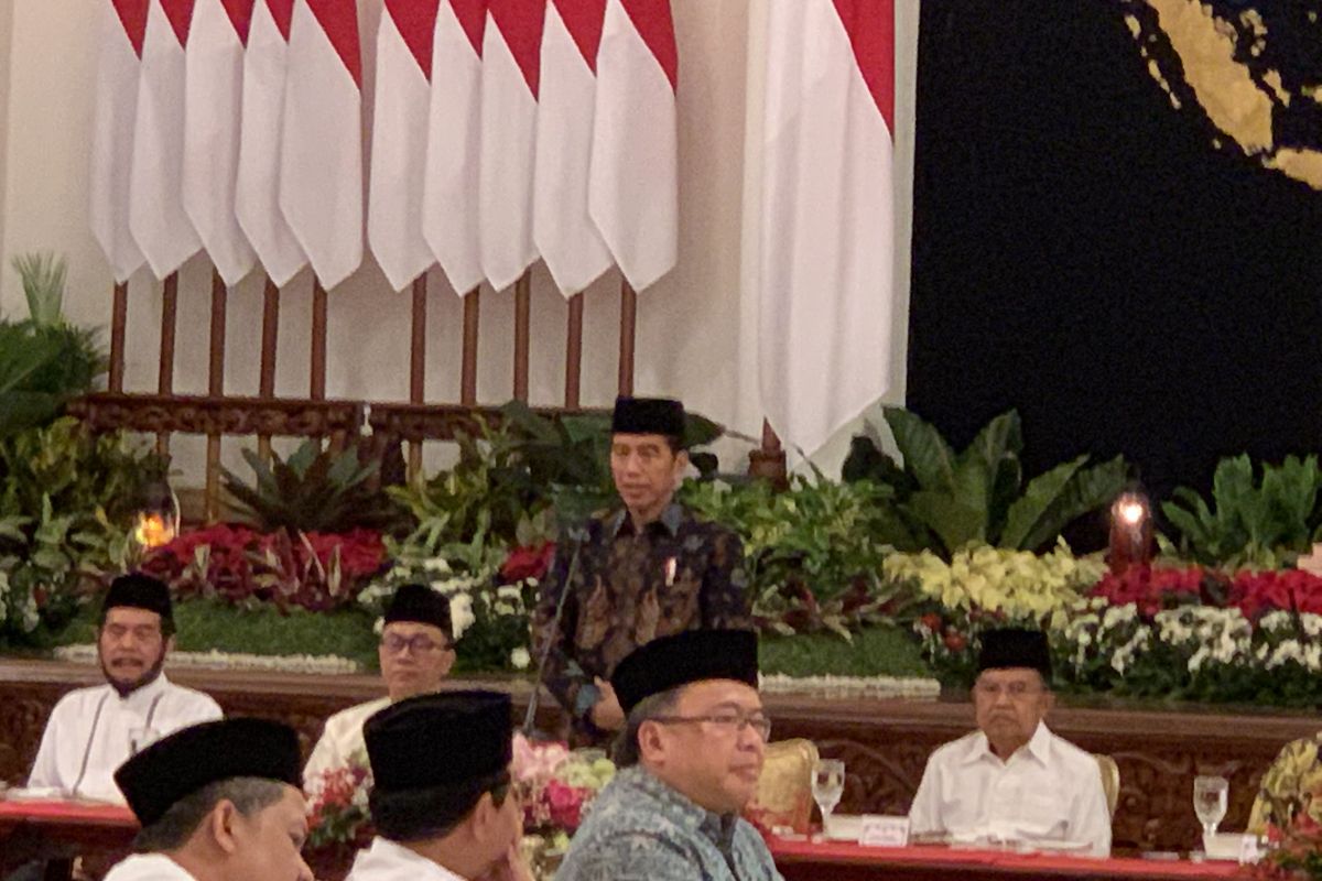 Presiden Jokowi singgung pemindahan ibukota saat bukber pimpinan lembaga negara