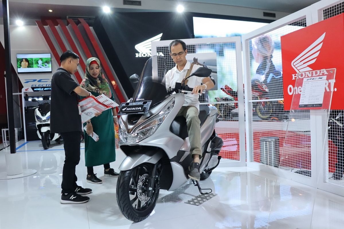 550 Honda PCX terjual selama IIMS 2019