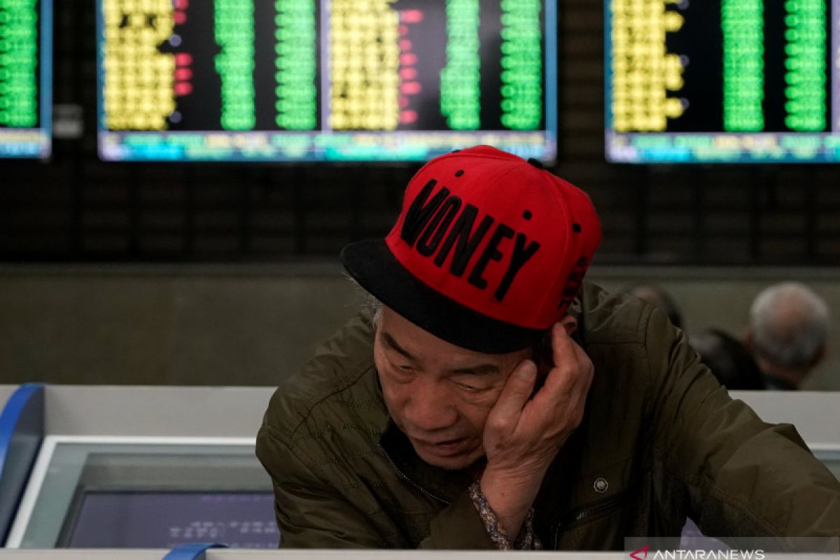 Pasar saham China ditutup lebih tinggi