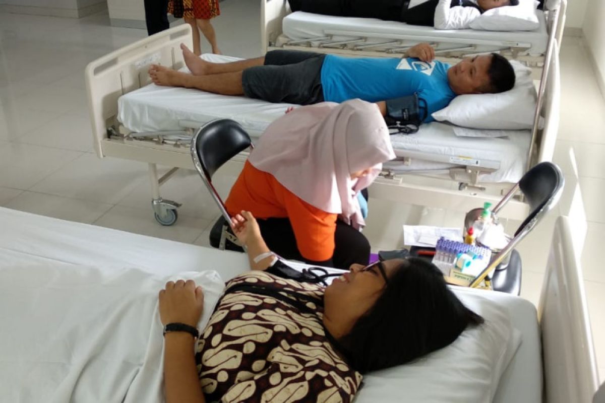 Siloam Palangka Raya gelar donor darah sambut International Nurse Day