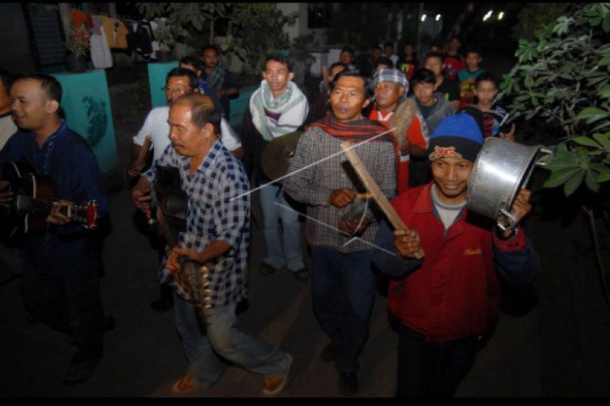 Tradisi "Bagarakan Sahur" keliling masih terlihat di Banjarmasin