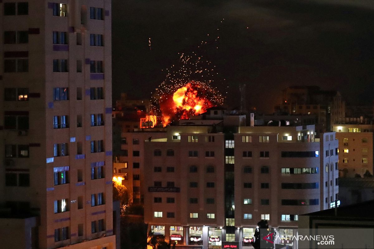 Israel dilaporkan serang kantor militer Palestina di Lebanon