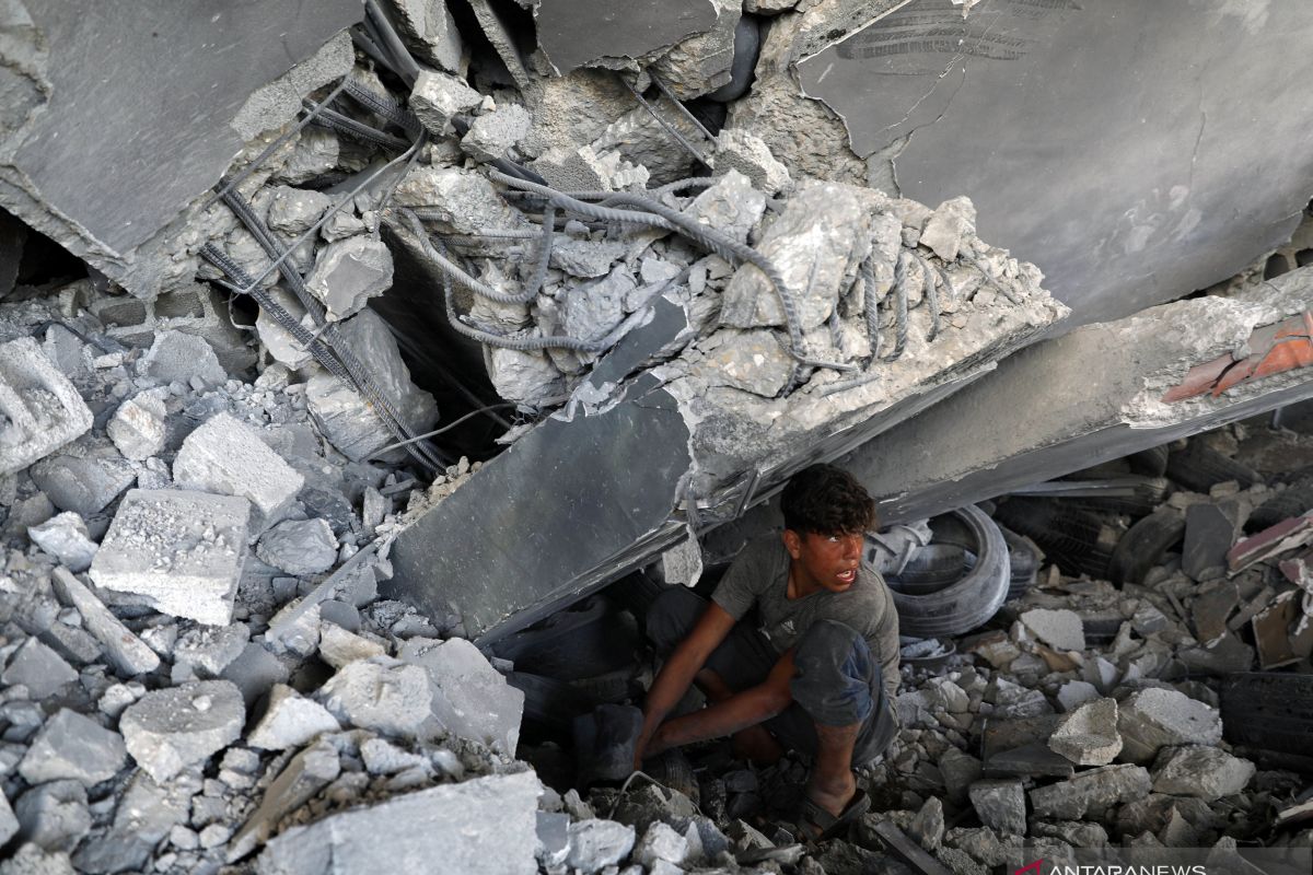 Serangan udara Israel hancurkan sekolah di Gaza
