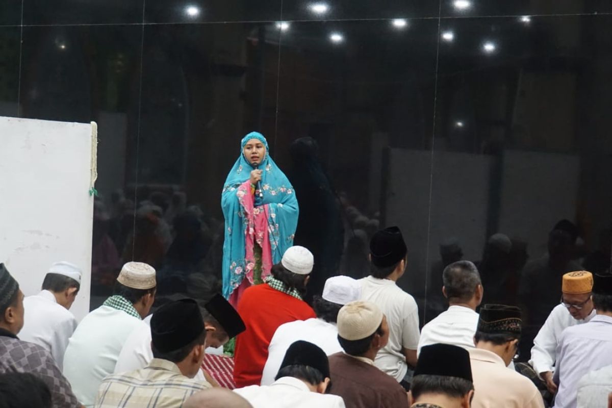 Wali Kota Mojokerto Shalat Tarawih pertama di Masjid Agung Al Fattah