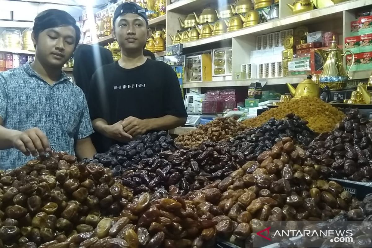 Harga kurma ini capai Rp350 ribu per kilo