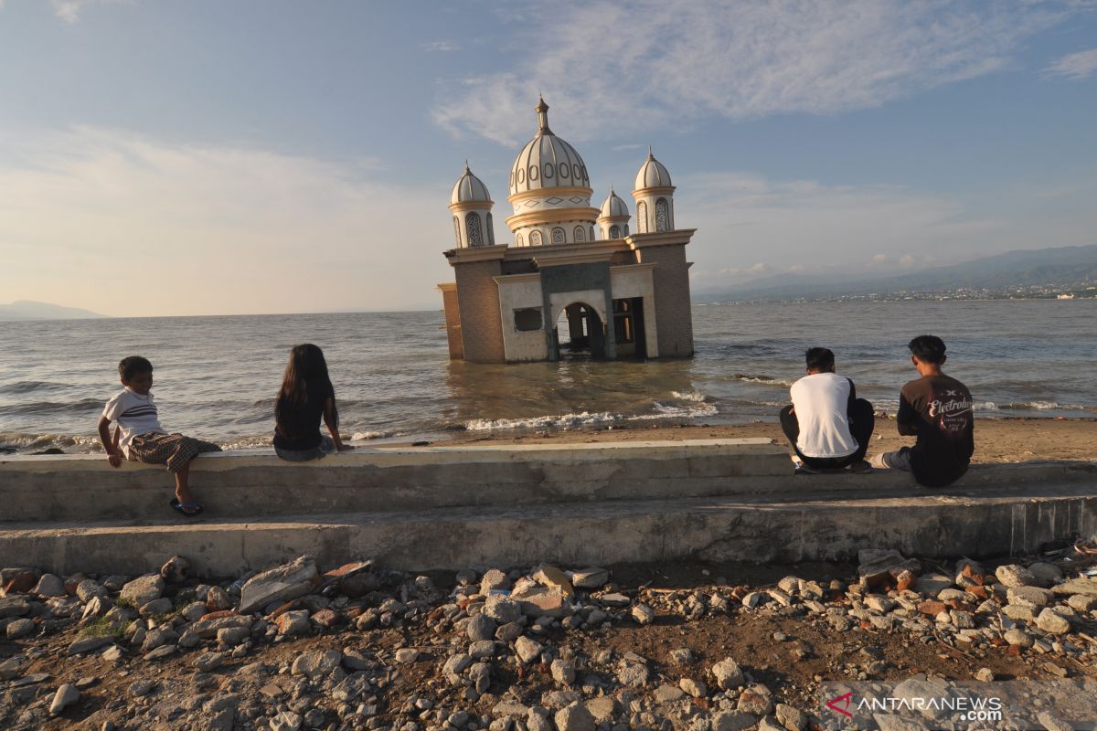 Masjid Terapung, saksi bisu gempa dan tsunami bakal  jadi obyek wisata