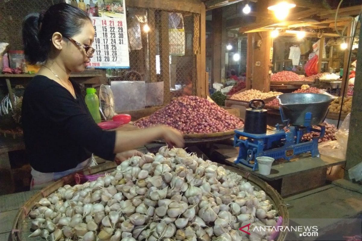 Harga sejumlah komoditas di Solo naik