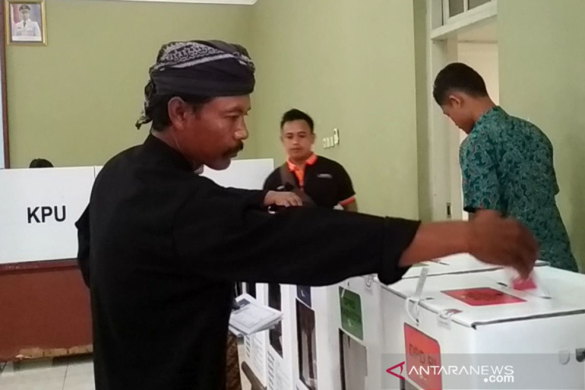 Tingkat partisipasi pemilih di Kudus melampaui target