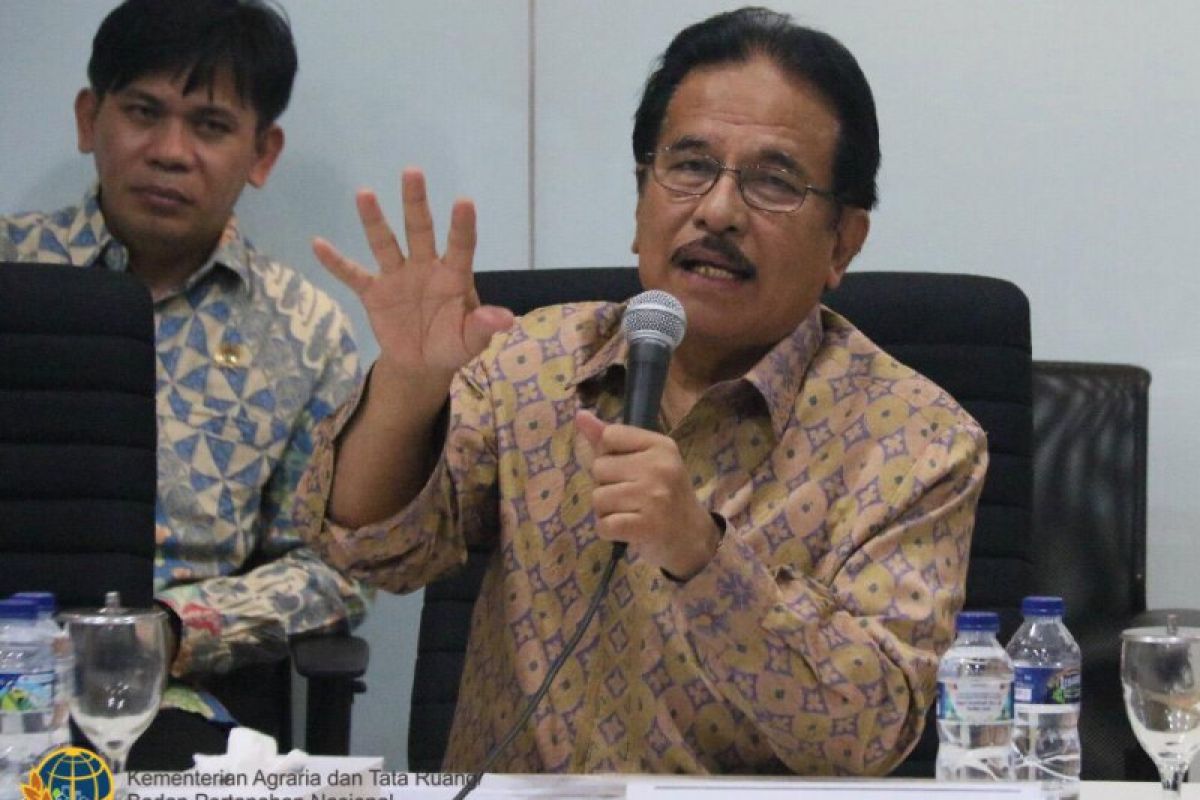 Menteri ATR tegaskan semua tanah harus dilegalisasi