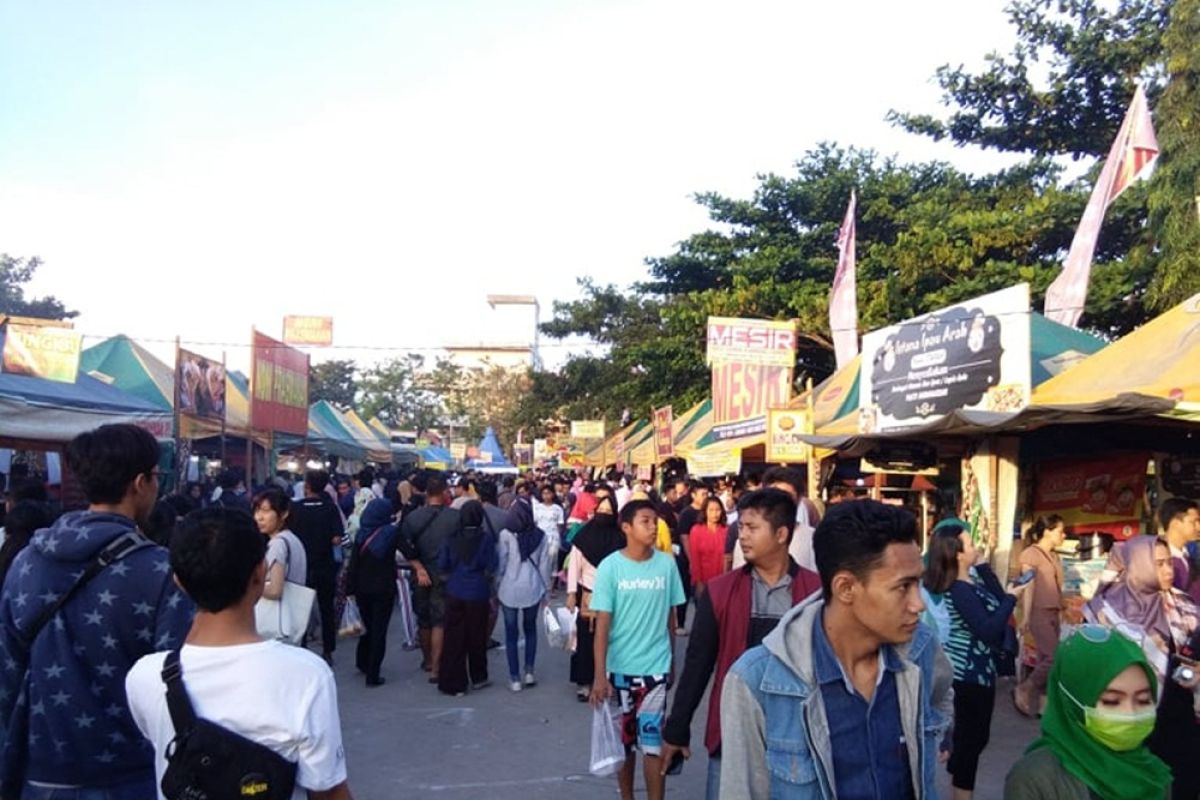 Pasar Ramadhan Banjarmasin tampilkan 41 kue khas lokal