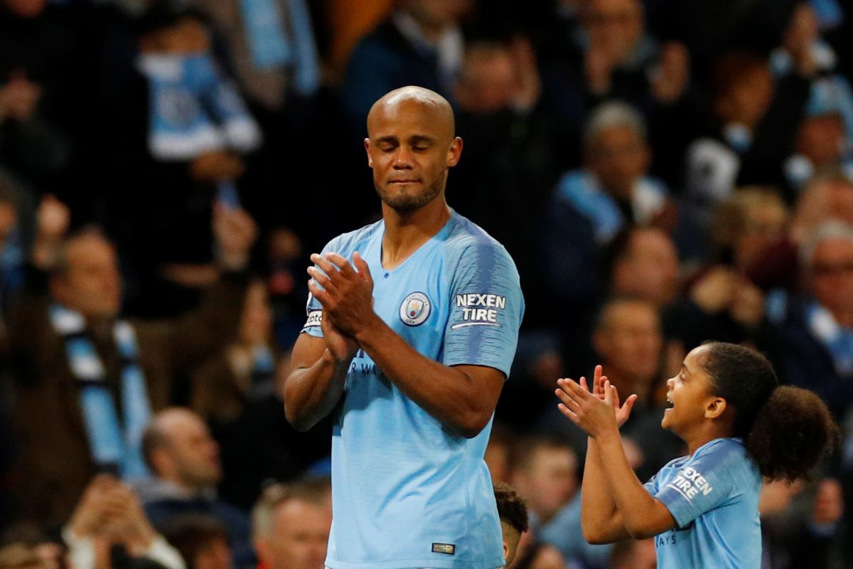 Kompany  menjadi pahlawan City