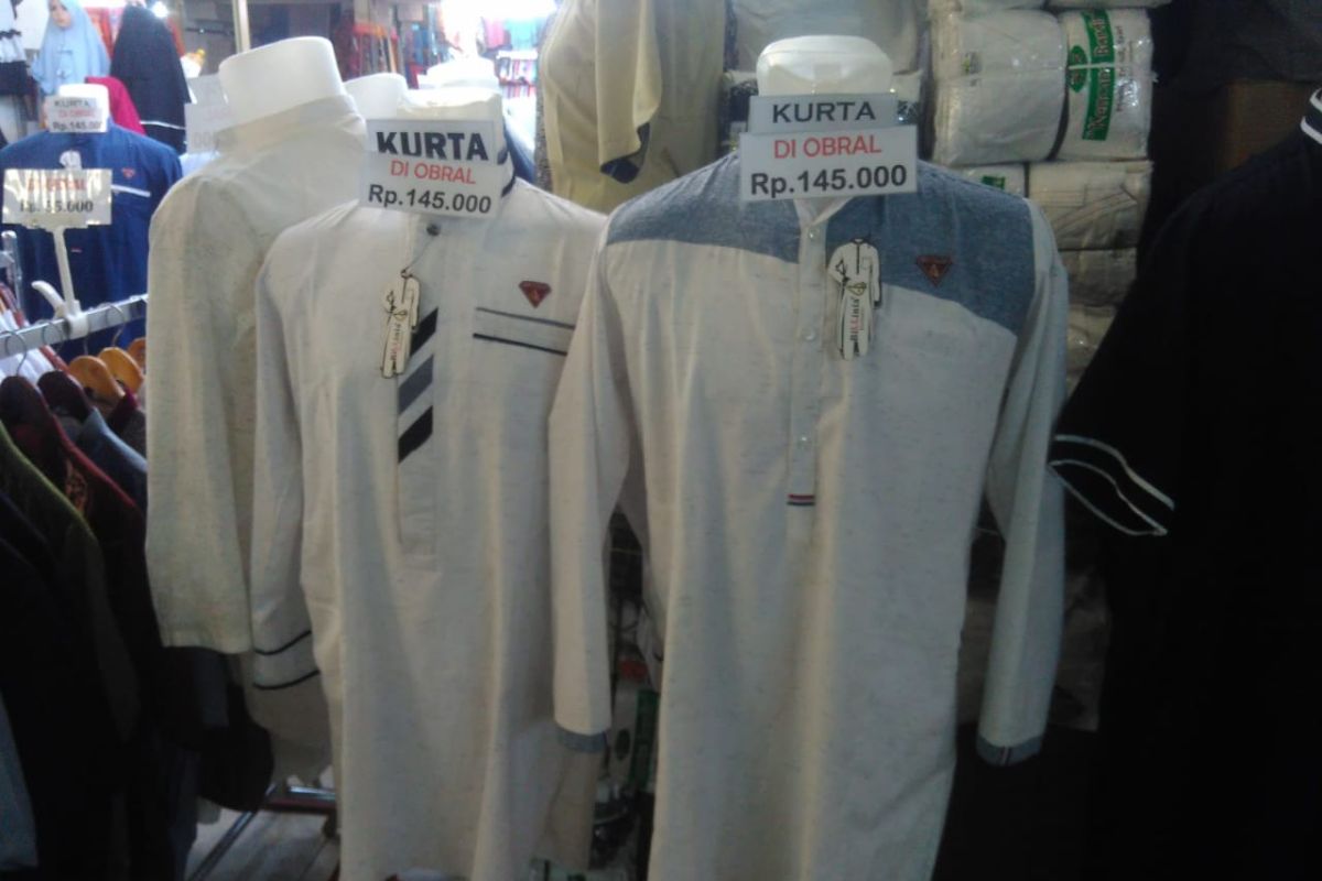 Kemarin, ponsel baru Samsung hingga baju kurta